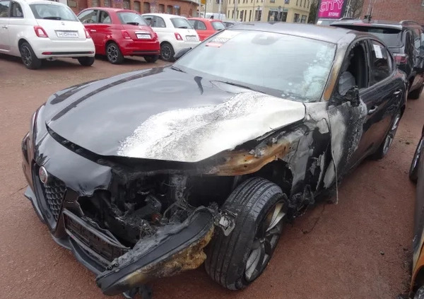 Alfa Romeo Giulia cena 59900 przebieg: 10, rok produkcji 2023 z Wrocław małe 497